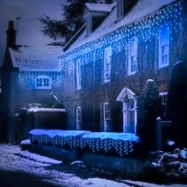 5 Metre LED Icicle Lights in Blue, Connectable, 200 LED's